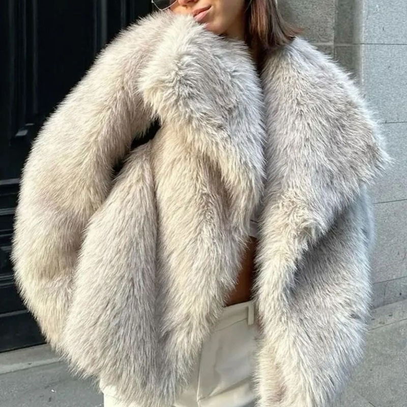 Macy™ | Luxe Faux Fur Jacket