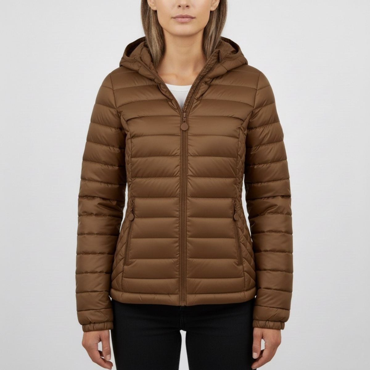 Damska pikowana dopasowana z kapturem kurtka